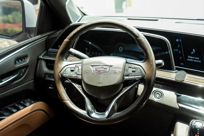Cadillac Escalade Luxury