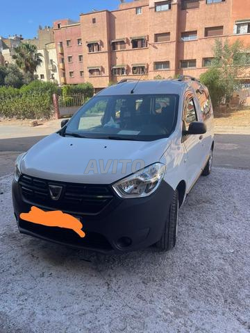 داسيا دوكر ديزل يدوية 2020 في الدار البيضاء