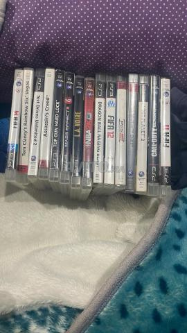 PS3 en bon état avec 15CD - 2