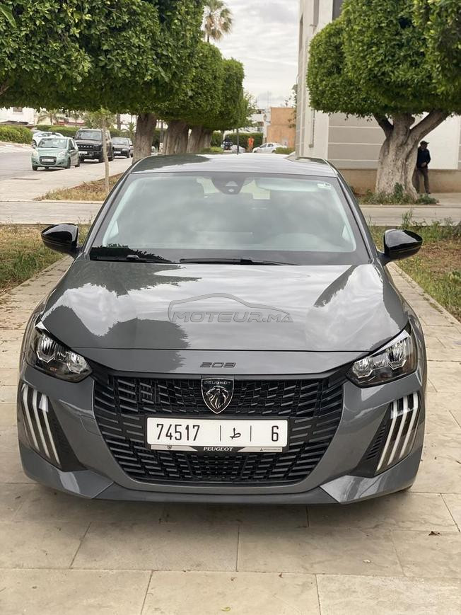 Peugeot 208 Diesel Manuelle 2024 à Salé