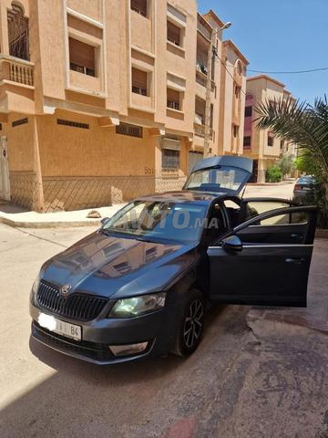 Skoda Octavia Diesel Manuelle 2014 à Khénifra - 2