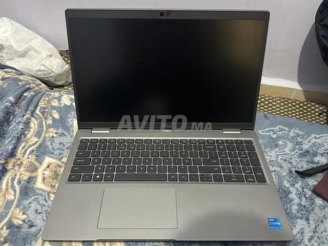 DELL LATITUDE 5520 - 2
