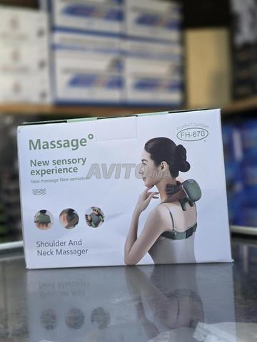 Appareil de massage pour le cou et les épaules pour soulager les douleurs cervicales