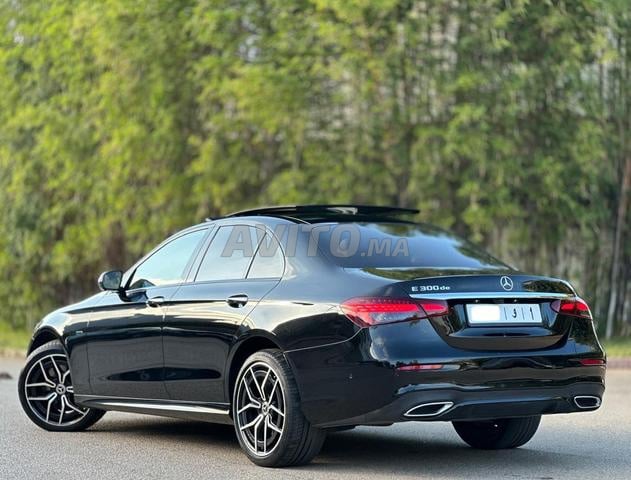 مرسيدس E300de مالك أول