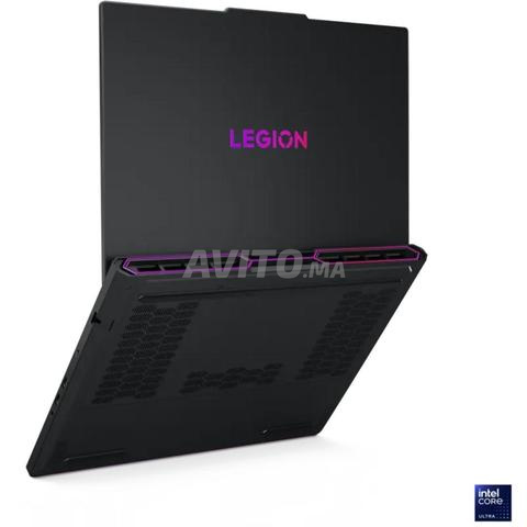 Lenovo Legion Pro 7i Gen 10 OLED 16IAX10H - 2
