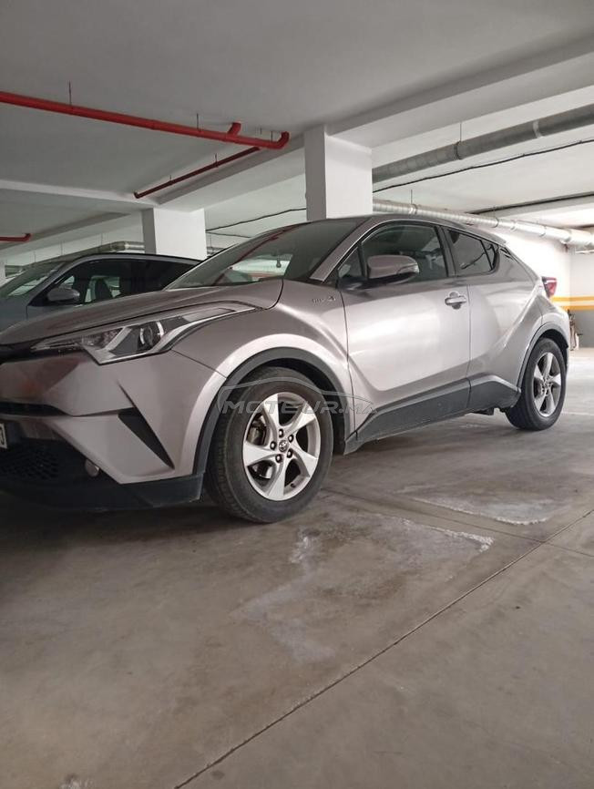 toyota CHR premier man