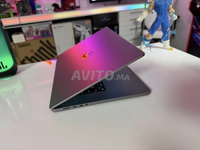 MacBook Pro 16 M1 Pro 16GB RAM 512GB cycle 198 - 2