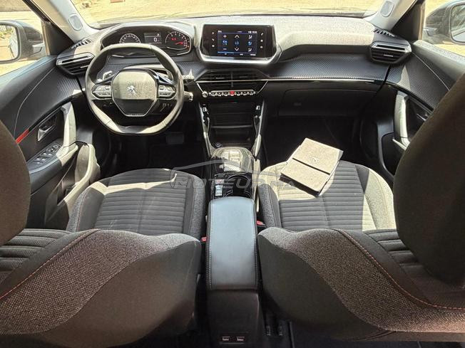Peugeot 2008 Diesel Automatique 2023 à Fès
