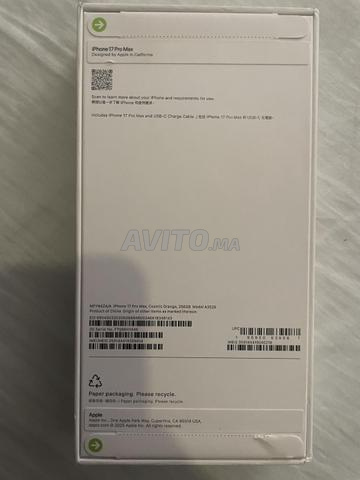 iPhone 17 Pro Max Orange 256G neuf - 2