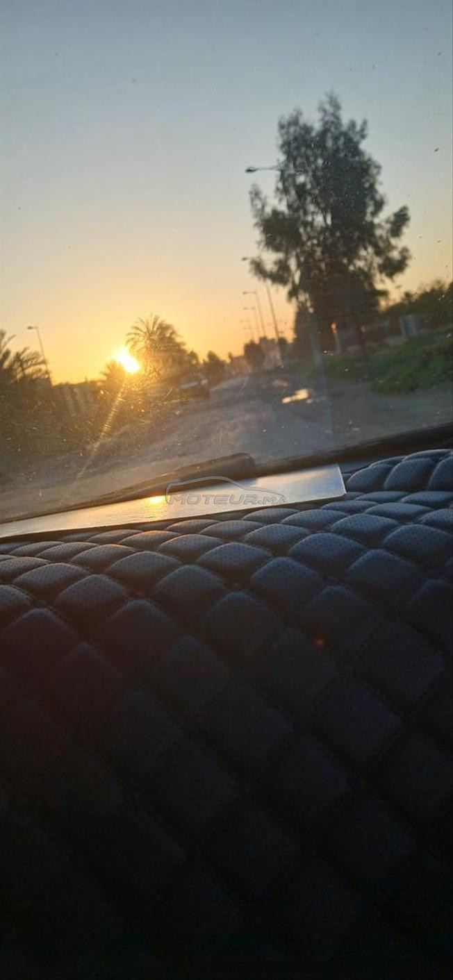 سيارة في حالة جيدة للبيع موديل 2019.