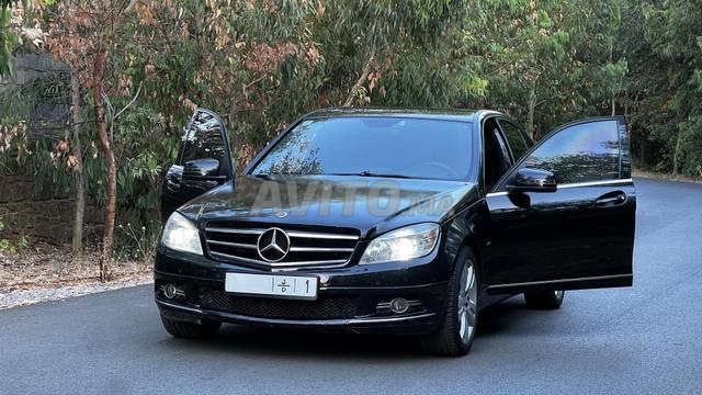 Mercedes-Benz C350 Diesel 2011 V6 3.0L - 1ère Main - 2