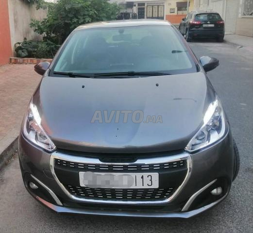 Peugeot 208 DIESEL - 2