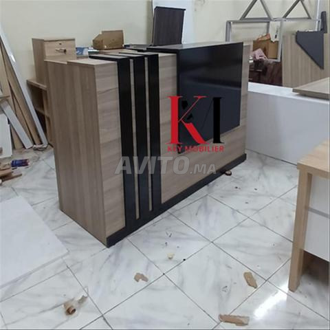 مكتب استقبال وصندوق تخزين متنقل - 2