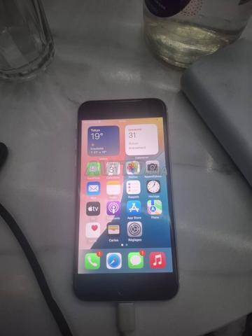 iPhone très propre, aucune rayure - 2