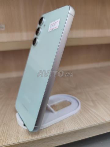 Samsung Galaxy S23 FE 256Go/8Go - 2