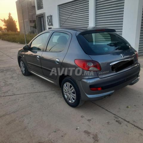 Peugeot 206 Diesel 6 chevaux - 2