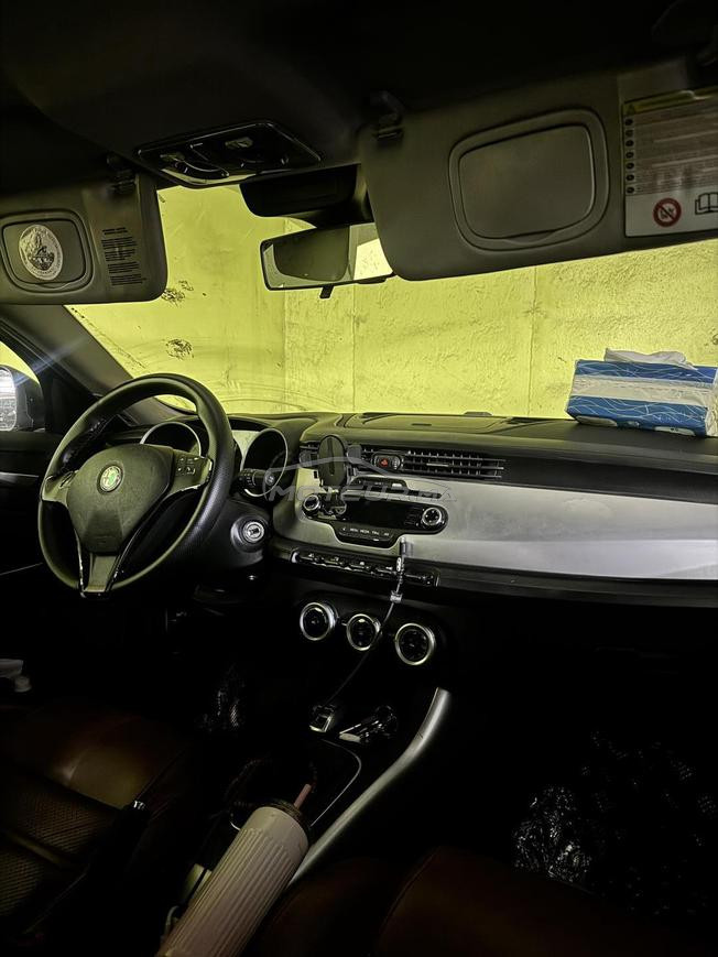 ALFA ROMEO GIULIETTA 2012 Diesel 1.6L