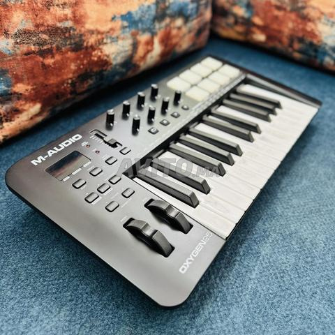 M-Audio OXYGEN 25 MK5 | Clavier Midi USB