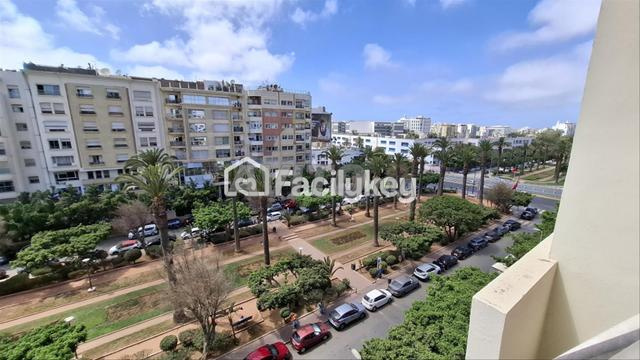 شقة بمساحة 207 متر مربع في الدار البيضاء - 2