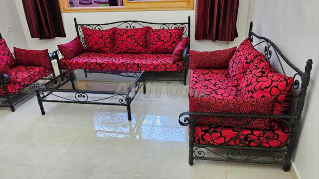 كرسي حديد مشغول 3 قطع مع الطاولة - 2