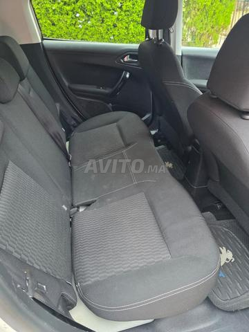 Peugeot 208 Diesel Manuelle 2018 à Agadir - 2