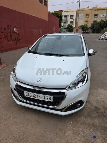 Peugeot 208 Diesel Manuelle 2018 à Agadir