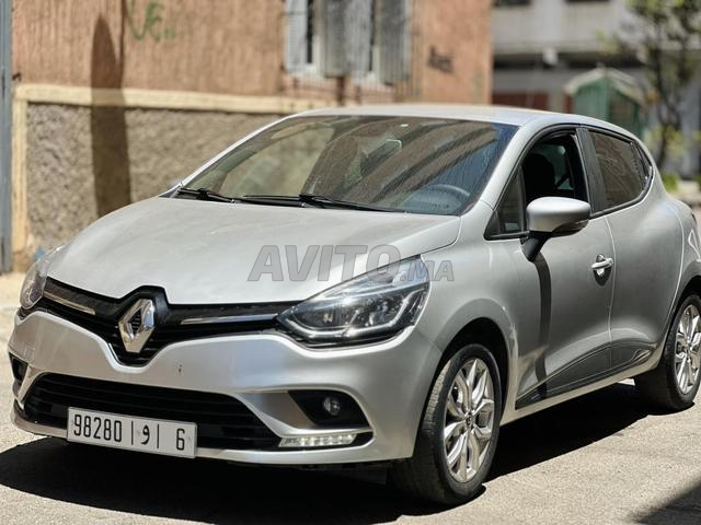 Renault Clio Diesel Manuelle 2021 à Temara