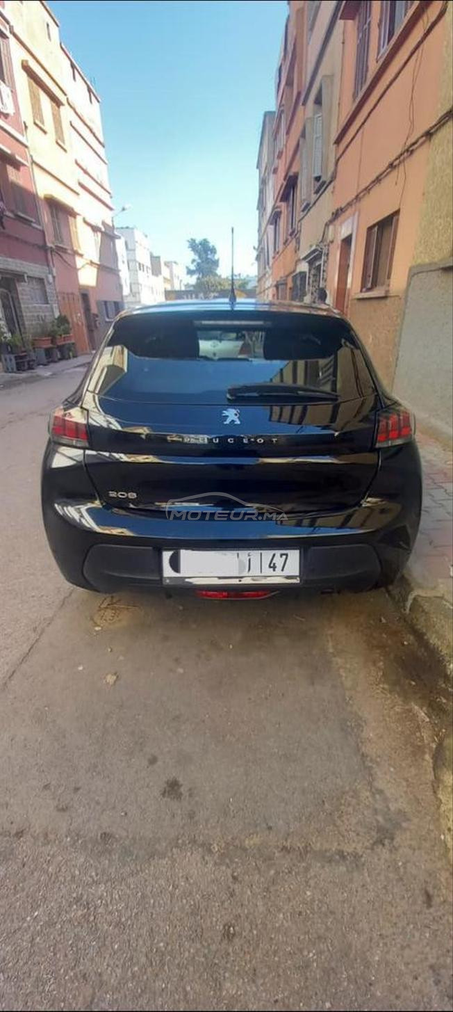 A vendre peugeot 208