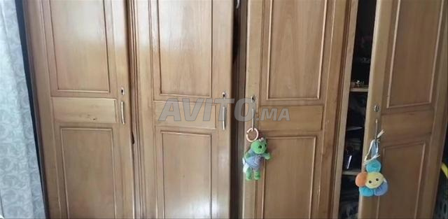 خزانة ملابس بحالة جيدة جداً - 2