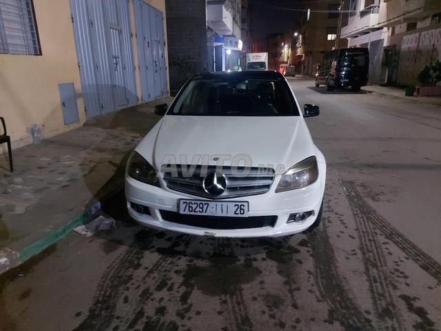 C2240 W204 بحالة جيدة - 2
