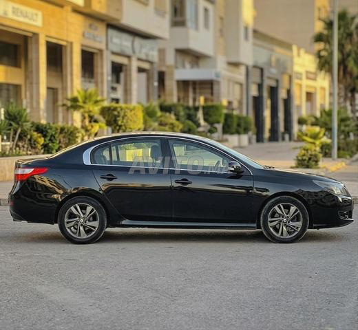 Renault Latitude Automatique - 2