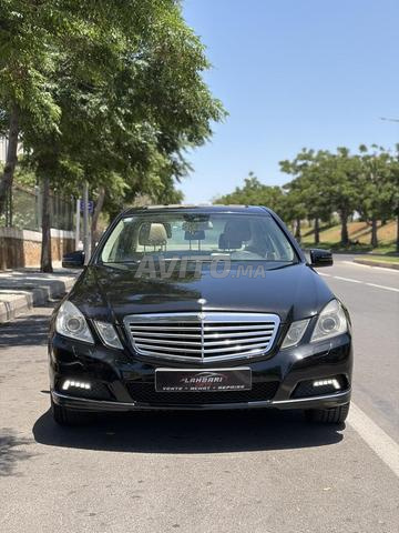 Mercedes E350 Essence modèle 2009 à Rabat
