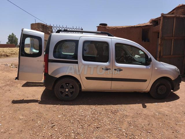 Renault Kangoo Diesel Manuelle 2015 à Sidi Rahal - 2