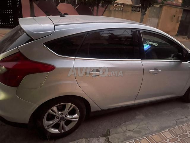 Ford Focus 2013 Gris Sport - 2