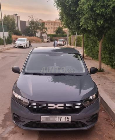 داسيا سانديرو / 2024