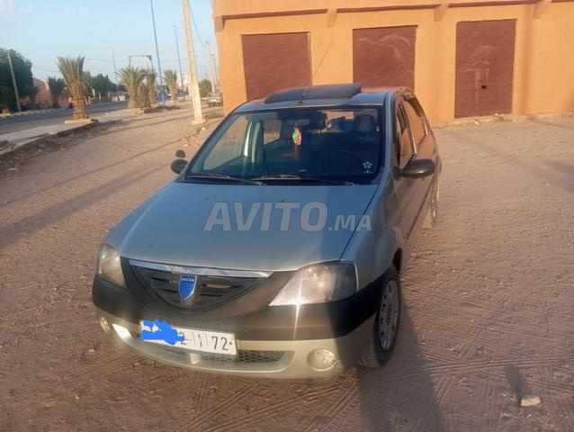 سيارة داسيا لوجان