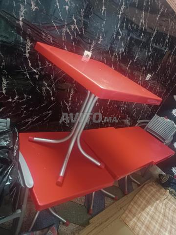 ٤ طاولات / ٨ كراسي - 2