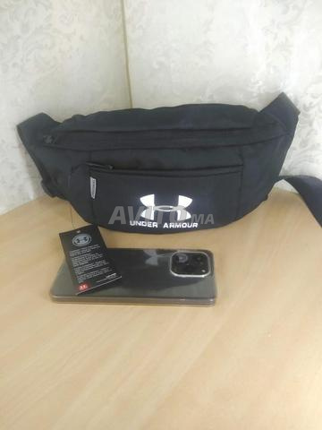 Sac Banane Grande Under Armour / 3 poches - 2