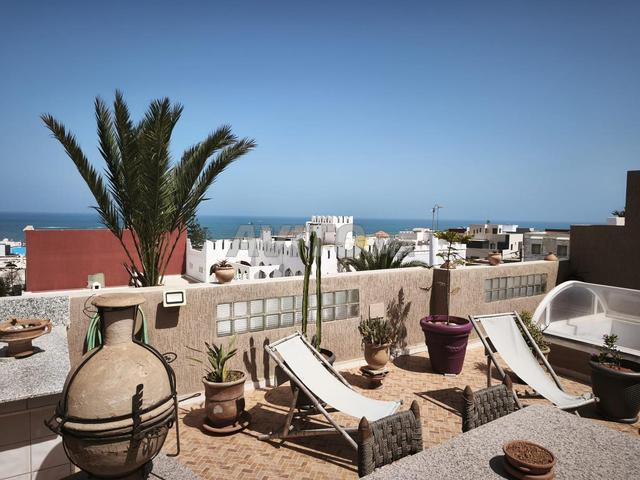 Titre : Magnifique Maison de 206 m² à Vendre – À 200m de la Plage - 2