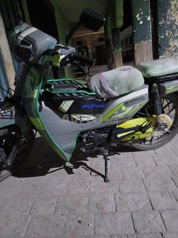 Moto 125 cc - 2
