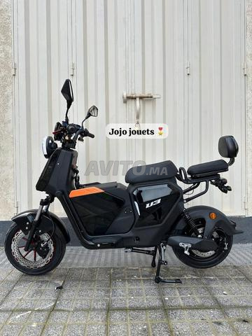 دراجة نارية كهربائية بيرفورمانس 2000 واط U3 Emove - 2