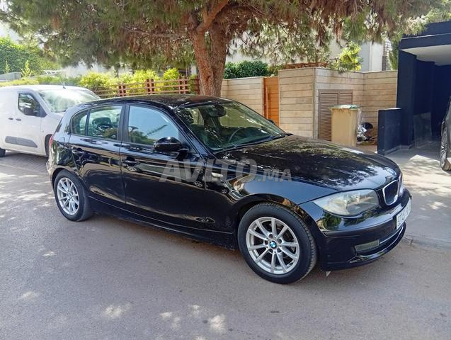 BMW الفئة الأولى بنزين يدوية 2008 بالدار البيضاء