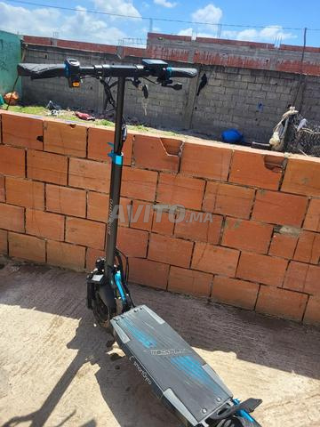 Trottinette à vendre encore propre 2700 dh - 2