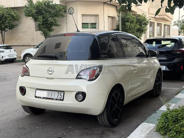 Opel ADAM essence 2019 - 2