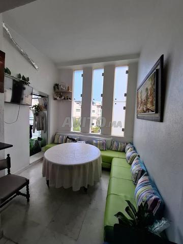 À VENDRE – SUPERBE APPARTEMENT À CALIFORNIE