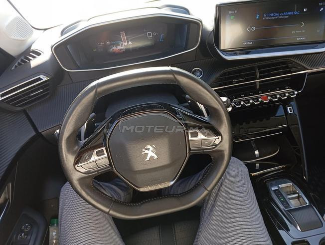 Peugeot 208 automatique allure plus 