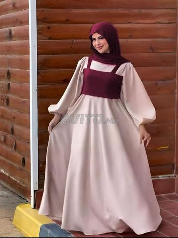 كسوة قطعتين مع جيلي يمكن ارتداؤها بمفردها
