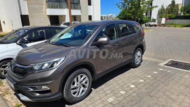 هوندا CR-V ديزل 4x4 أوتوماتيك
