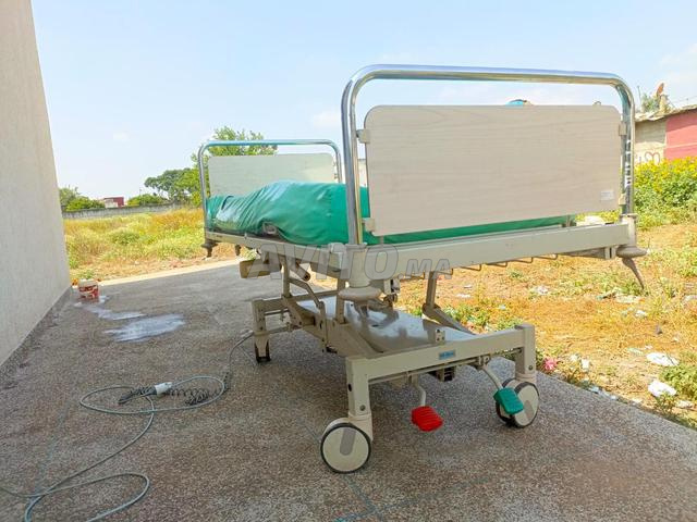 Lit médical électrique à vendre en bon état - 2