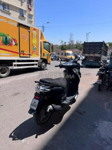 دراجة نارية بيaggio فلاي